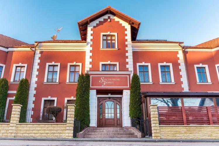 Apartamenty Superior W Rewalu エクステリア 写真